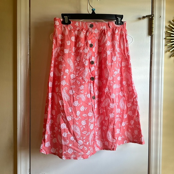 Ninety nine peach floral pattern skirt - Picture 1 of 8